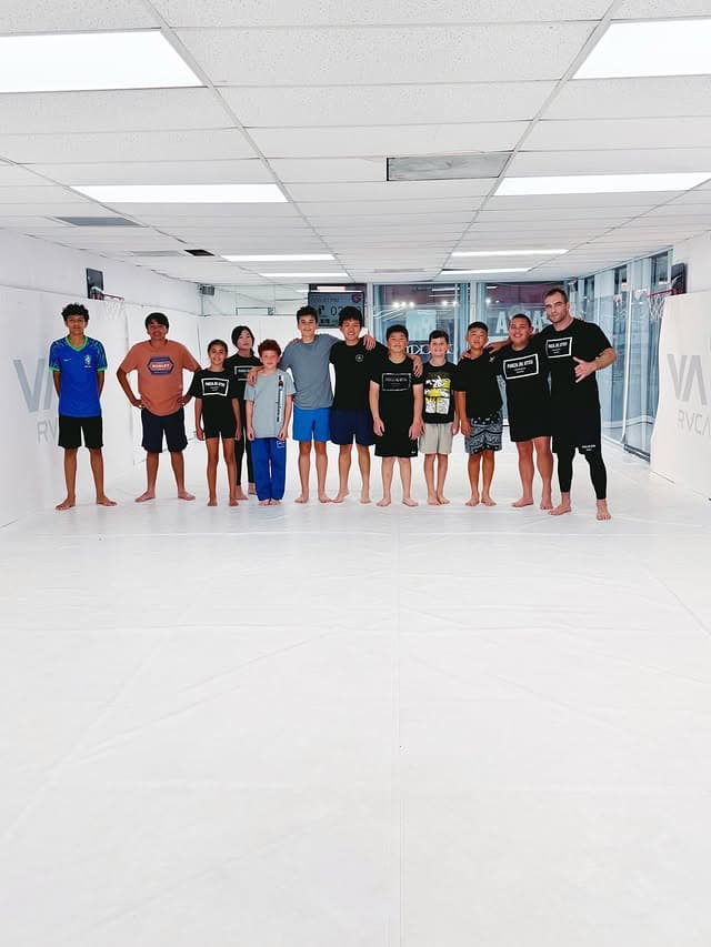 Kids and teens no-gi group photo at Panza Jiu-Jitsu in Torrance